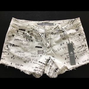 Graffiti shorts, white , rare find , 25